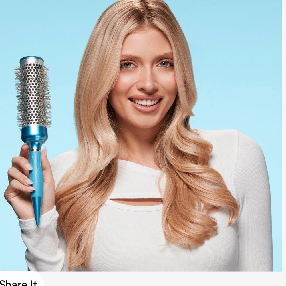 babyliss Nano Titanium Extra-Long Thermal
Round‎ Brush NWT - Picture 4 of 7
